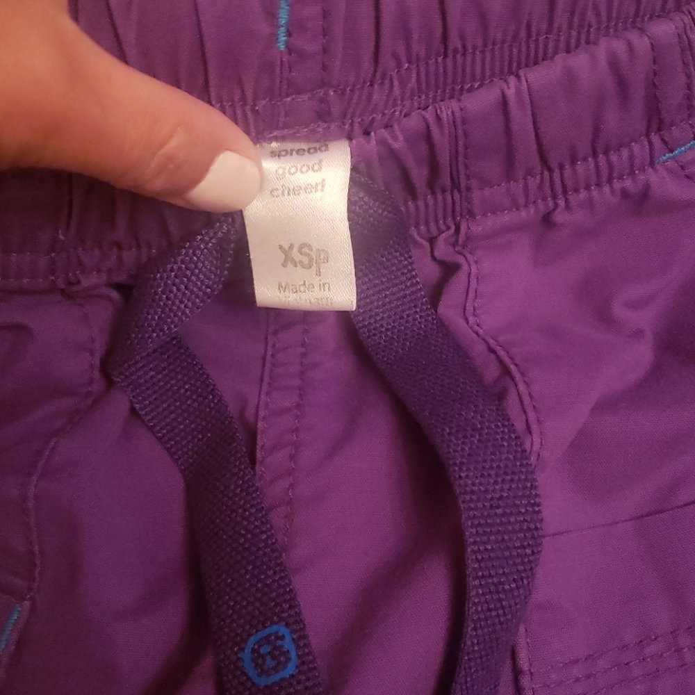 Scrub Set - Picture 5 of 6